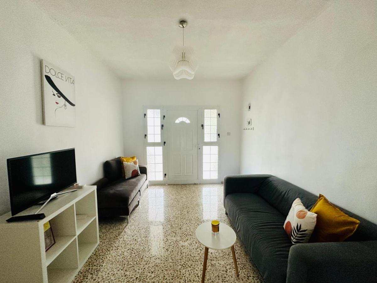 Arya Seaview Apartment In The Heart Of Coral Bay (Adults Only) Exteriér fotografie